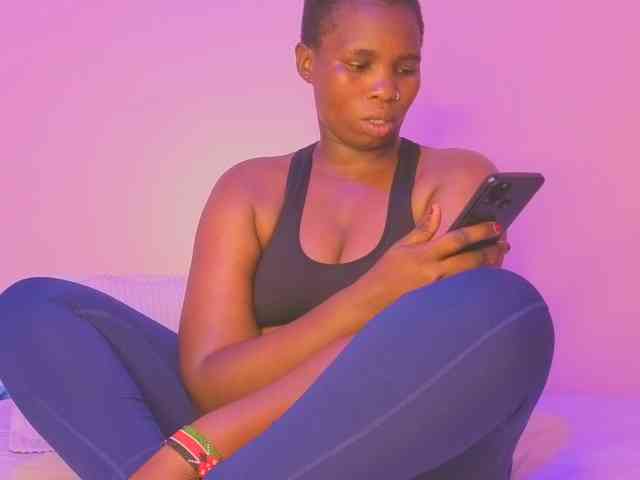 MISS-FAITH091 webcam