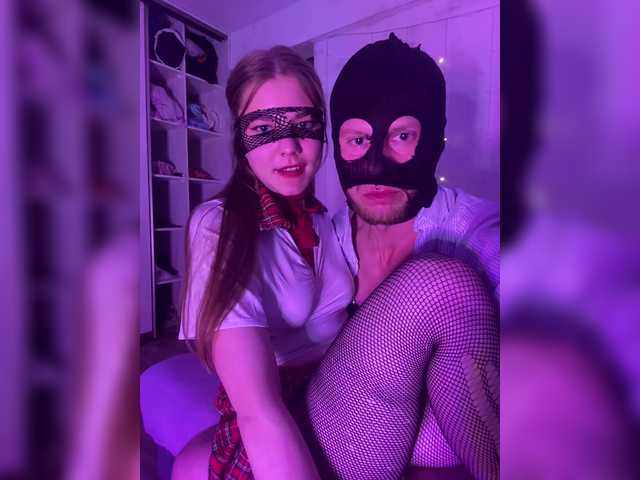 YouShlut Live Cam on BongaCams