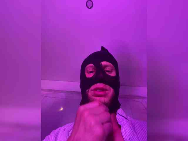 YourShlut webcam