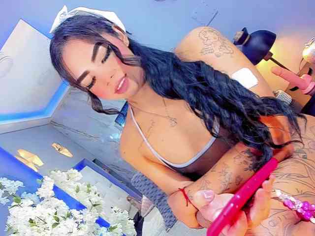 FoxBeky Live Webcam on BongaCams