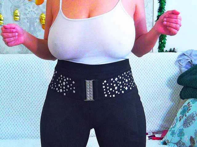 jessicacox's BongaCams show and profile