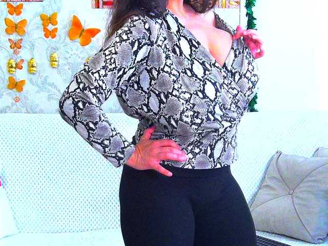 jessicacox's BongaCams show and profile