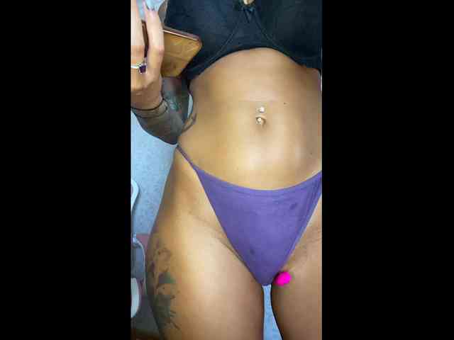 Zenaidasasha webcam