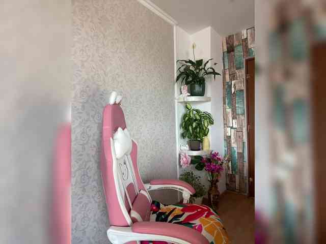 Zenaidasasha webcam