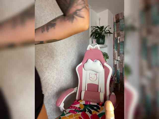 Zenaidasasha webcam