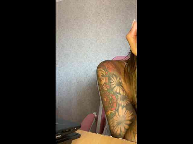 webcam chat ZenaidaSasha