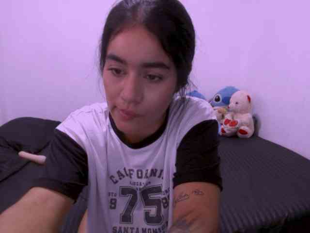 isabella_tasty webcam