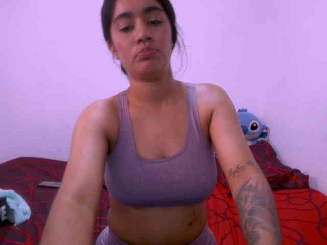 isabella_tasty webcam