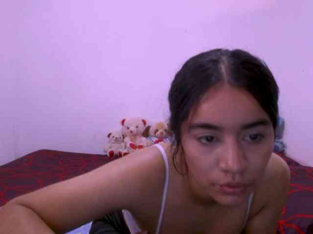 isabella_tasty webcam