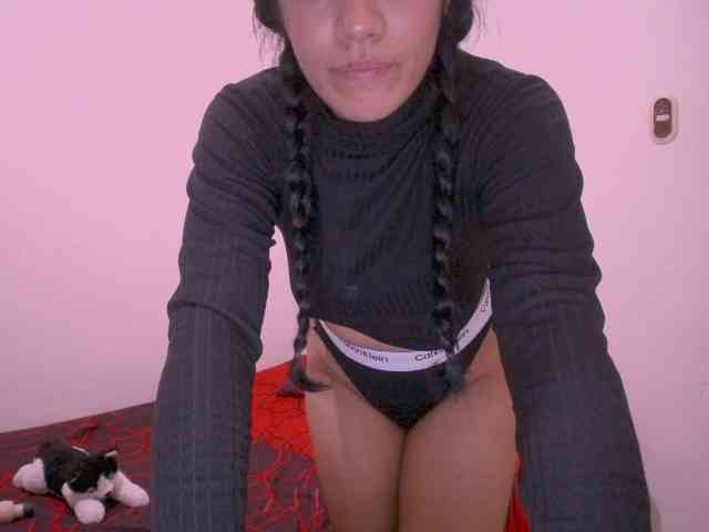 isabella_tasty webcam