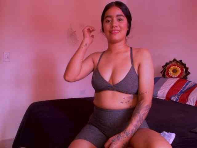 isabella_tasty webcam
