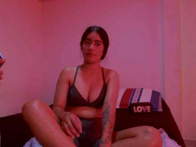 isabella_tasty webcam