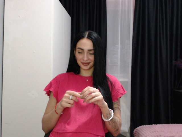 Blackcaramel's BongaCams show and profile