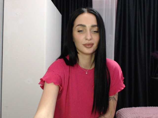 Blackcaramel's BongaCams show and profile