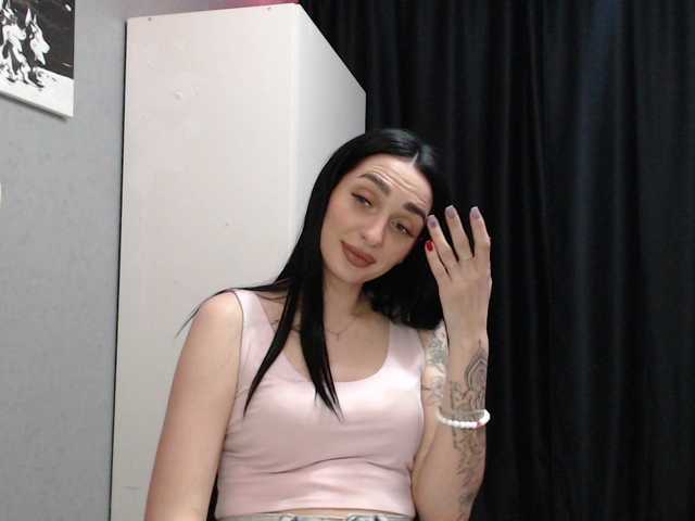 Blackcaramel's BongaCams show and profile