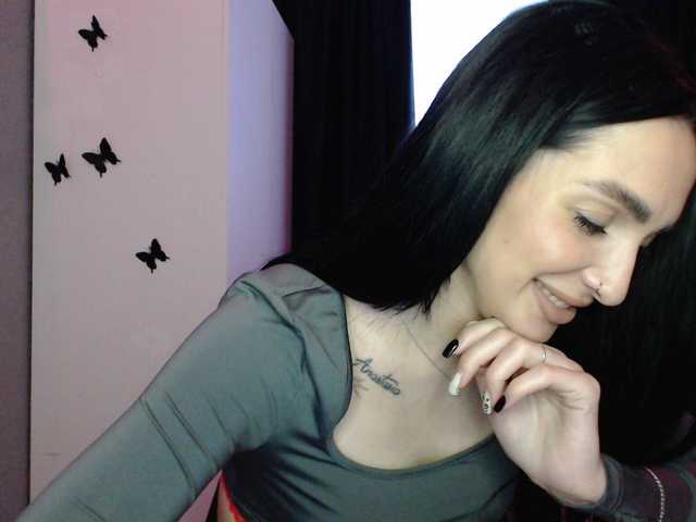 Blackcaramel live cam