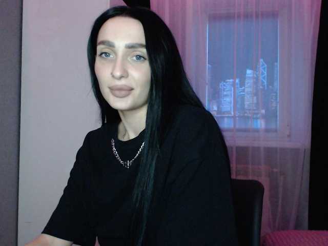 Blackcaramel's BongaCams show and profile