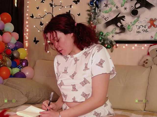 AlisaBun's BongaCams show and profile