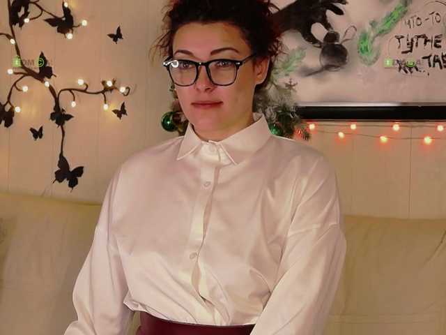 AlisaBun's BongaCams show and profile