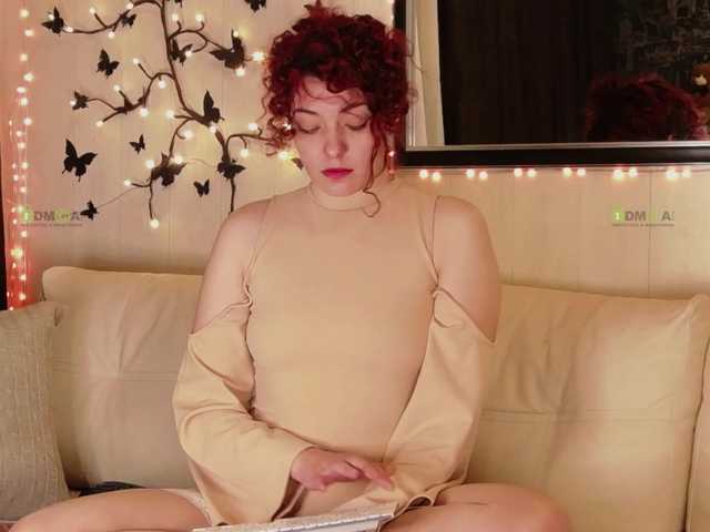 AlisaBun's BongaCams show and profile