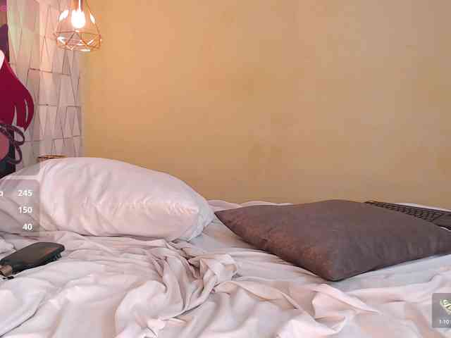 JustinePerry Live Webcam on BongaCams