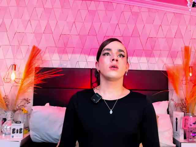 JustinePerry Live Webcam on BongaCams