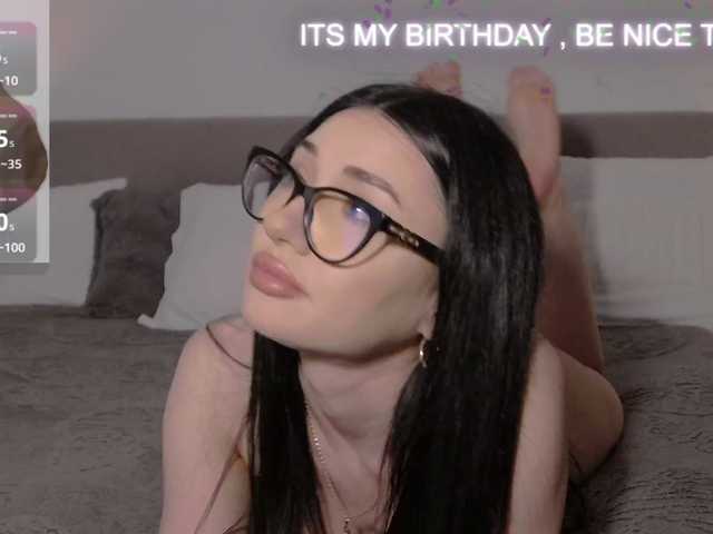 Chiaralovee's BongaCams show and profile