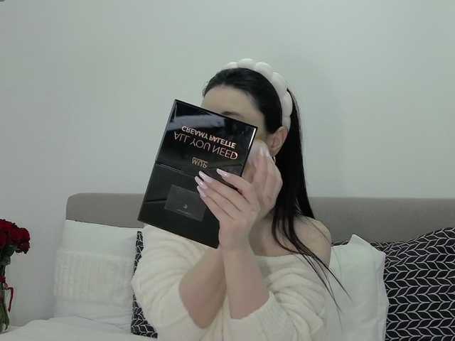 Chiaralovee — HELLO AND WELCOME IN MY ROOM! USE MENU FOR REQUESTS AND PVT SHOW TO PLAY WITH ME! THANK YOU #cam2cam #HD #interactive #fetish #roleplay #toyshow #ahegao #deepthroat #naturalboobs #anal #horny #squirt #wet #creampie 