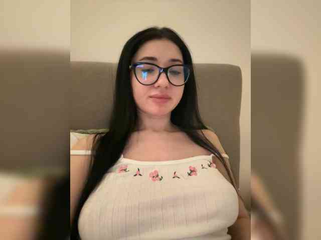 Chiaralovee Chiaralovee