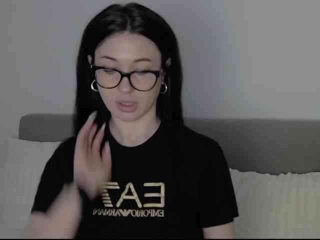 Chiaralovee Chiaralovee