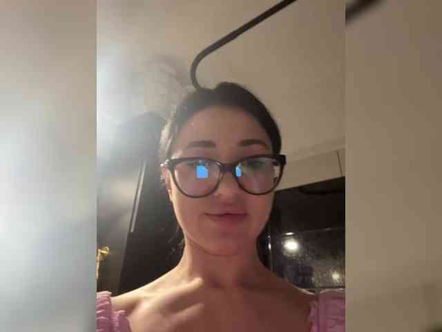 Chiaralovee Chiaralovee