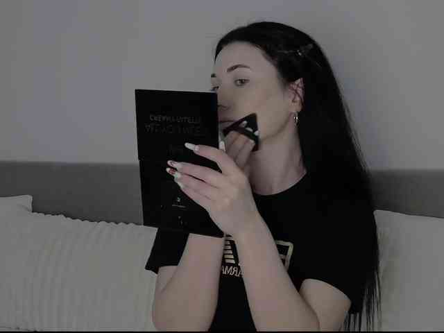 Chiaralovee Chiaralovee