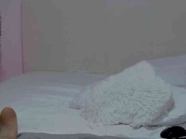 IvyNoirr webcam