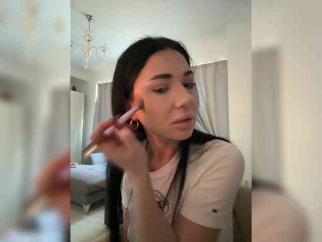IvyNoirr webcam