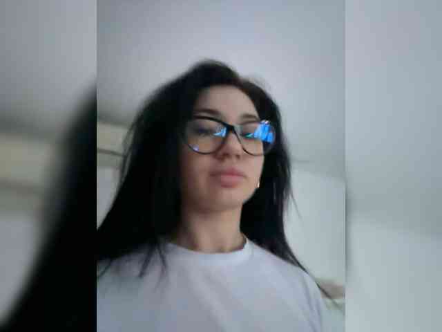 Chiaralovee Chiaralovee