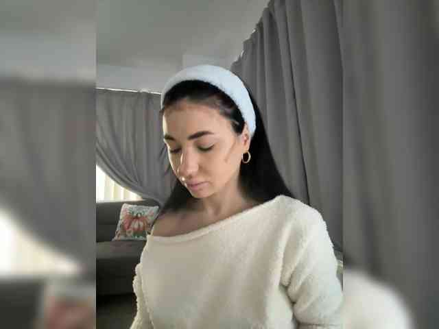 Chiaralovee Chiaralovee