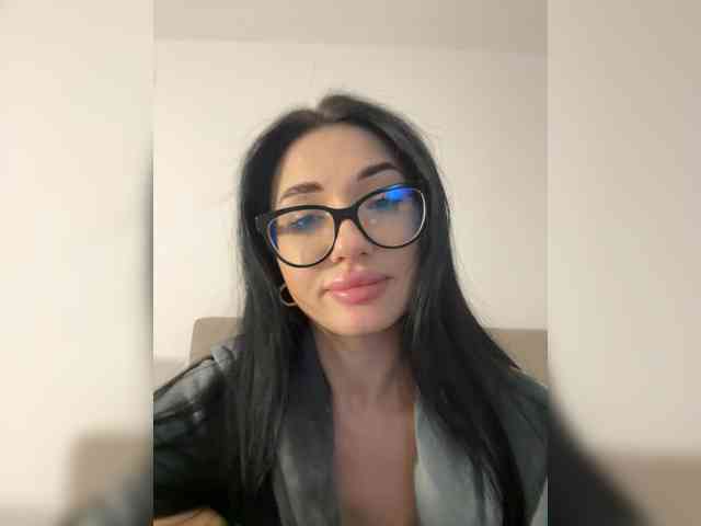 Chiaralovee Chiaralovee