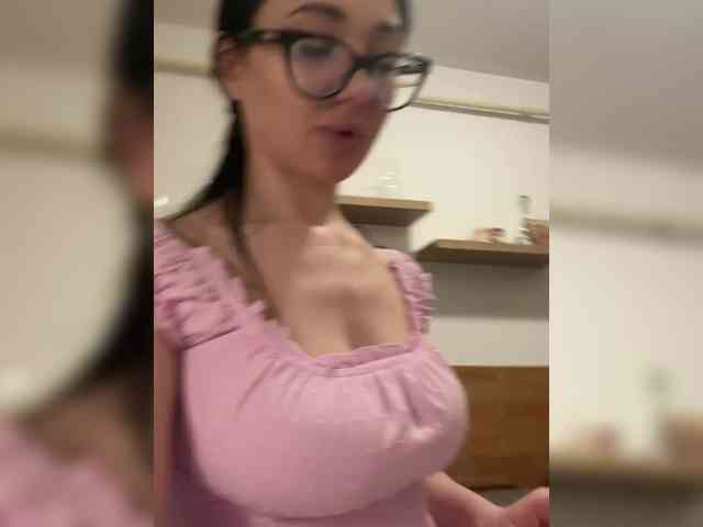 Chiaralovee Chiaralovee