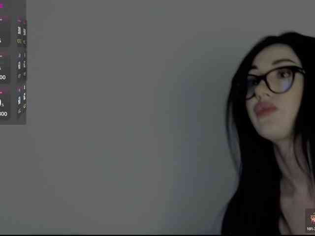 Chiaralovee Chiaralovee