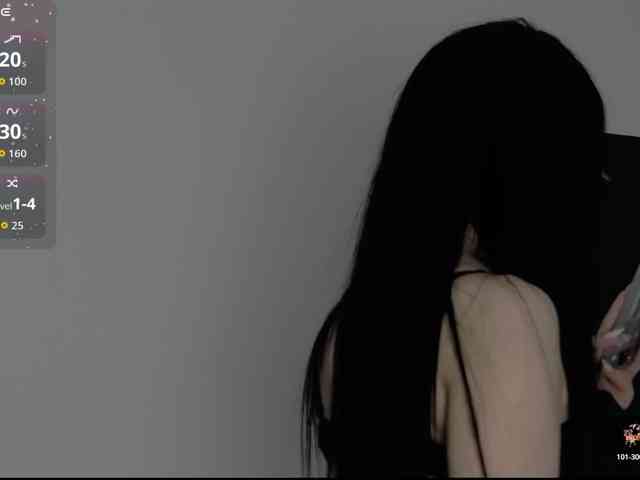 Chiaralovee Chiaralovee