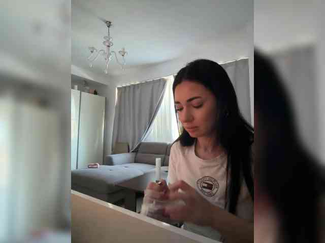 IvyNoirr webcam