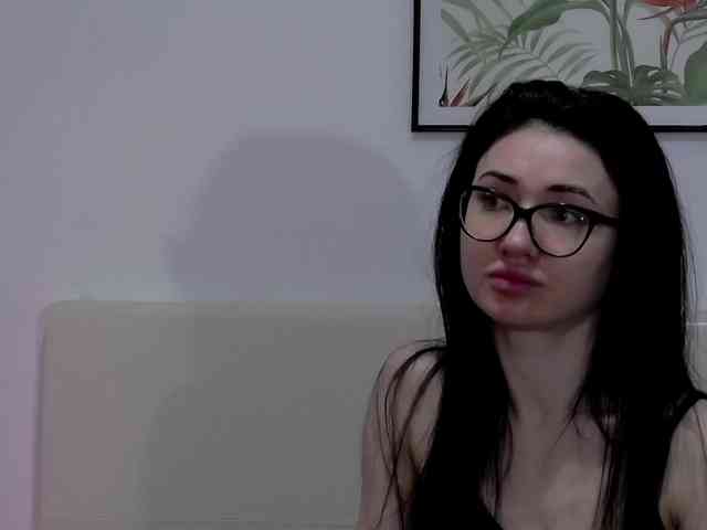 IvyNoirr webcam