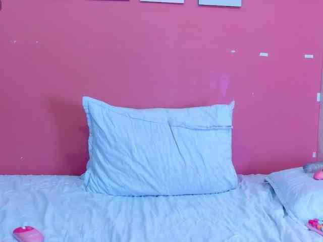 Hotlatinateacher webcam