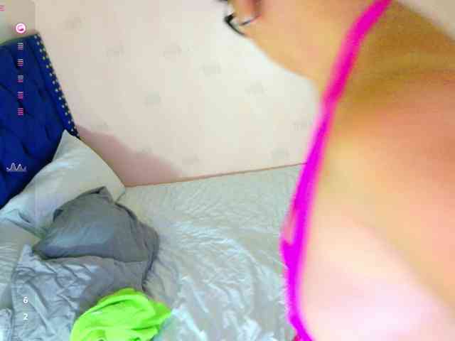 Hotlatinateacher webcam