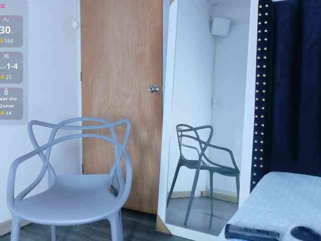 Hotlatinateacher webcam