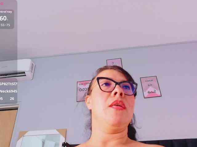 Hotlatinateacher webcam
