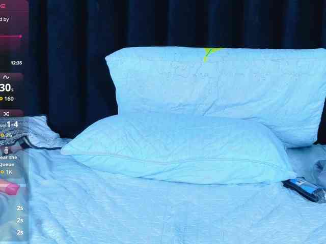 Hotlatinateacher webcam