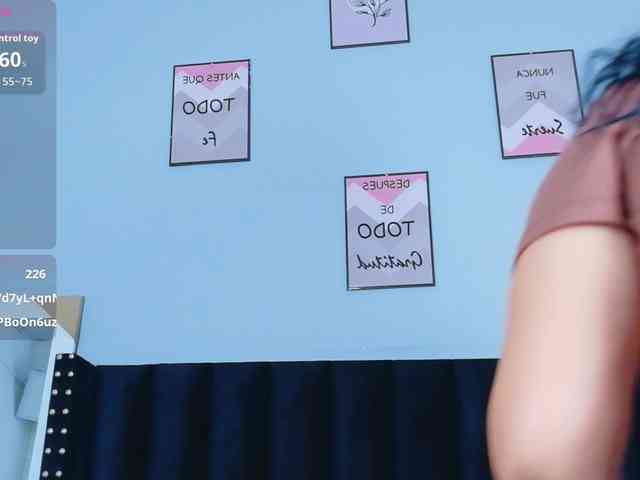 Hotlatinateacher webcam