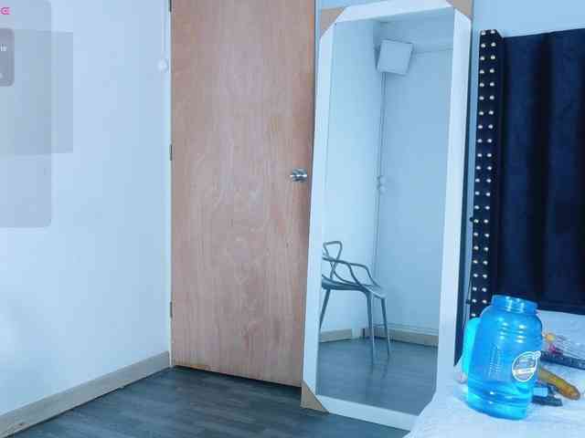 Hotlatinateacher webcam