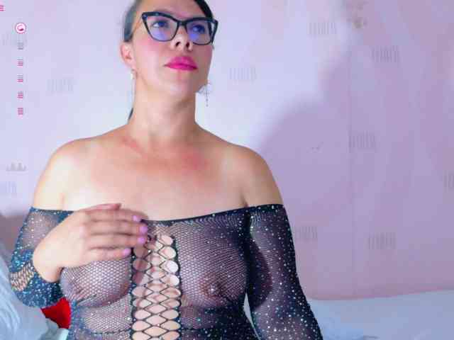 Hotlatinateacher webcam